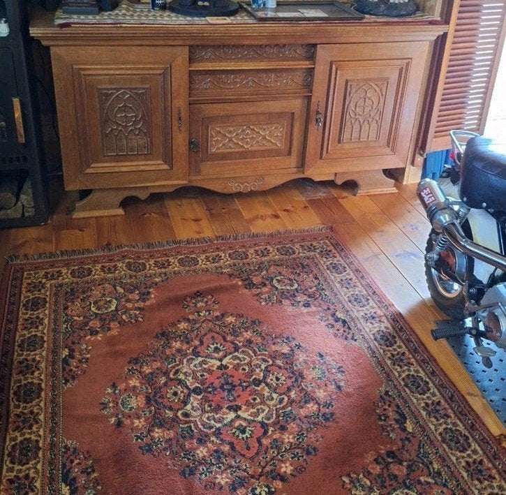 Antiek vintage dressoir met houtsnijwerk, Ophalen