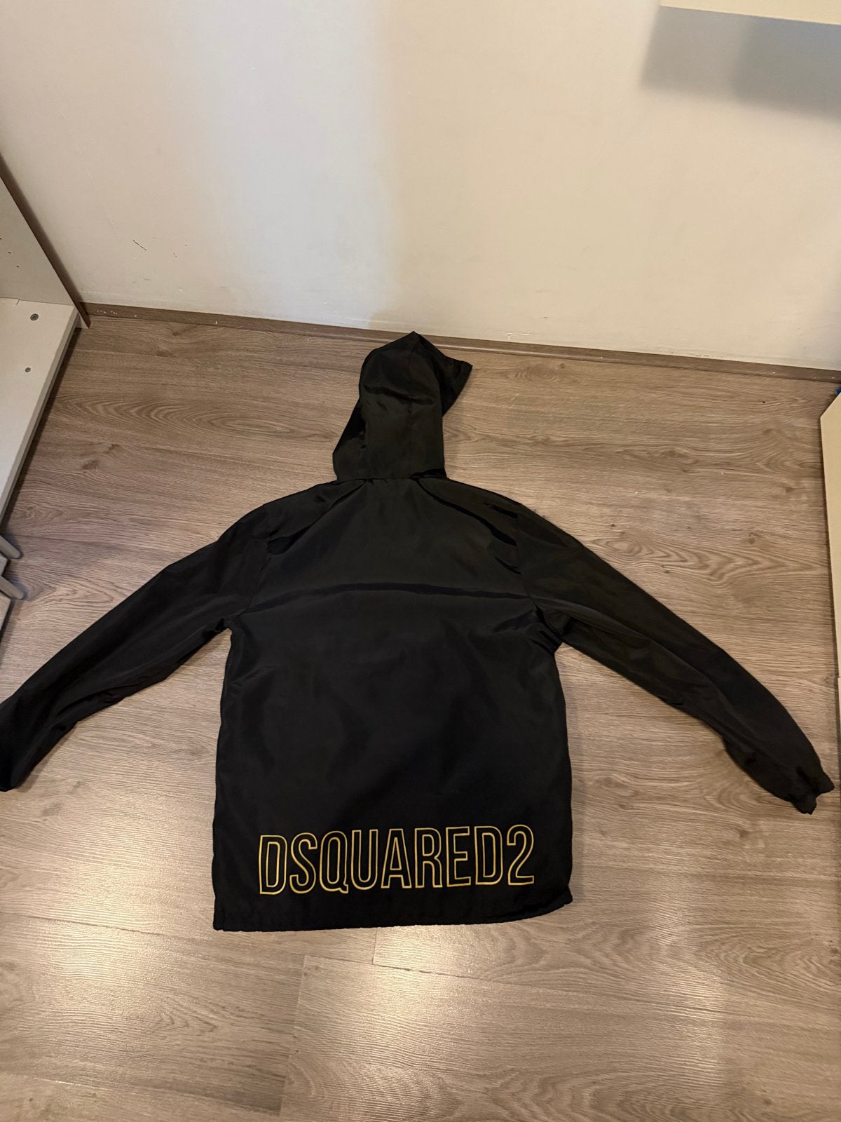 Maat M Dsquared2 Zwarte Jas met Capuchon - Zo goed als nieuw, Ophalen of Verzenden, Zo goed als nieuw, Overige maten, Zwart