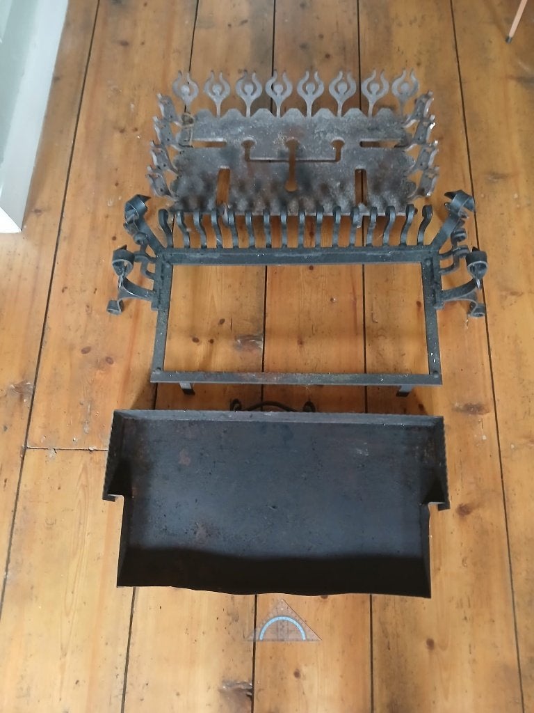 Smeedijzeren haardrooster met aslade, Ophalen, Gebruikt, Vrijstaande haard, Houthaard