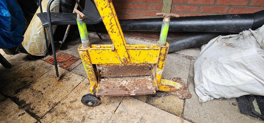 lijmblokken knipper steenknipper, Ophalen, Gebruikt, Kalkzandstenen