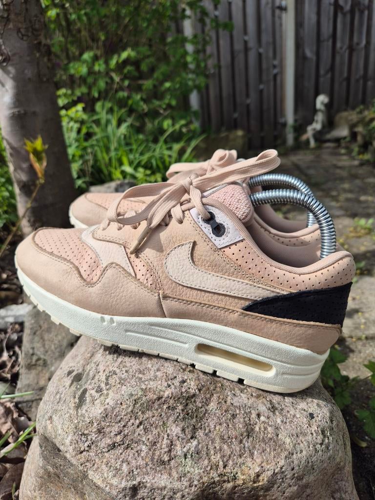 Nike Air Max 1 Pinnacle Mushroom

38, Beige, Nike, Ophalen of Verzenden, Sneakers of Gympen