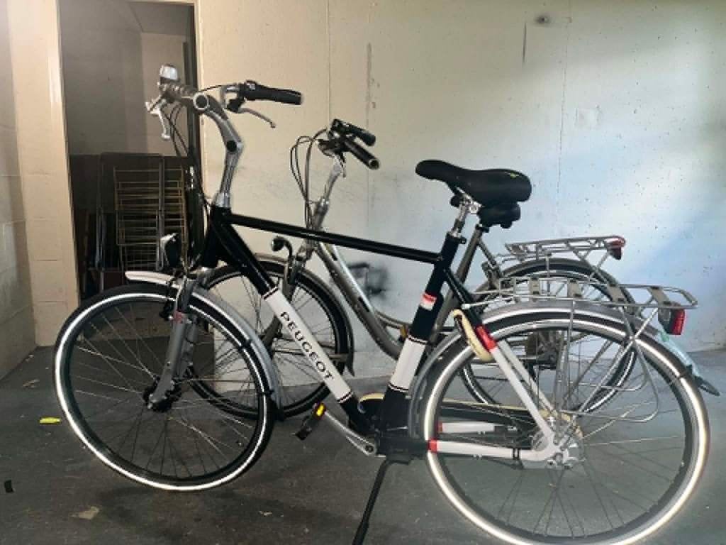 Twee fietsen te koop vanwege gebrek aan gebruik., Ophalen, Gebruikt, 20 inch of meer, Overige merken