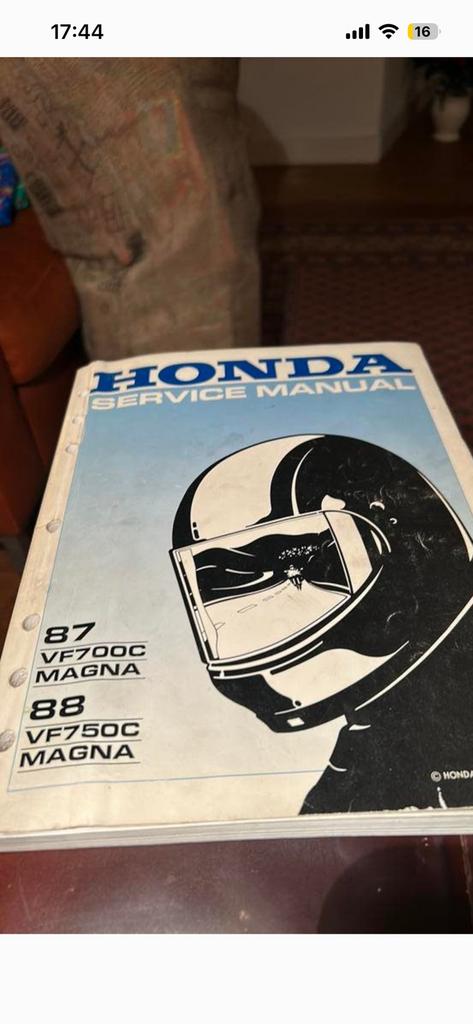 Honda Magna 700&750 CC, werkplaats boek te koop ., Ophalen of Verzenden, Honda