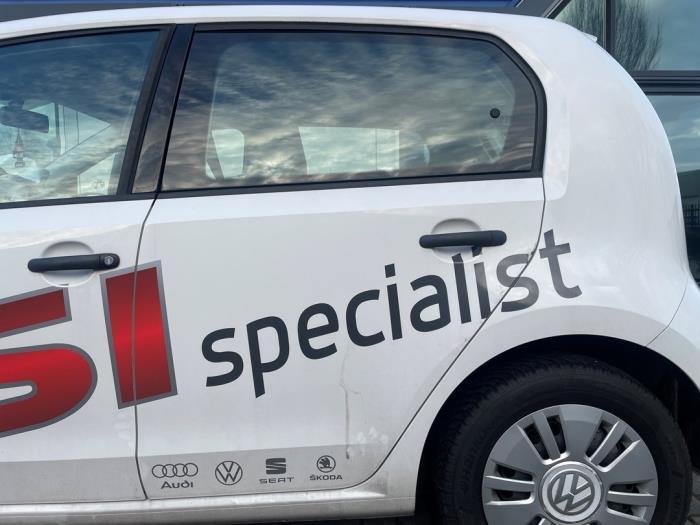 Portier 4Deurs links-achter van een Volkswagen UP (LB9A), Gebruikt, -, -, Ophalen of Verzenden