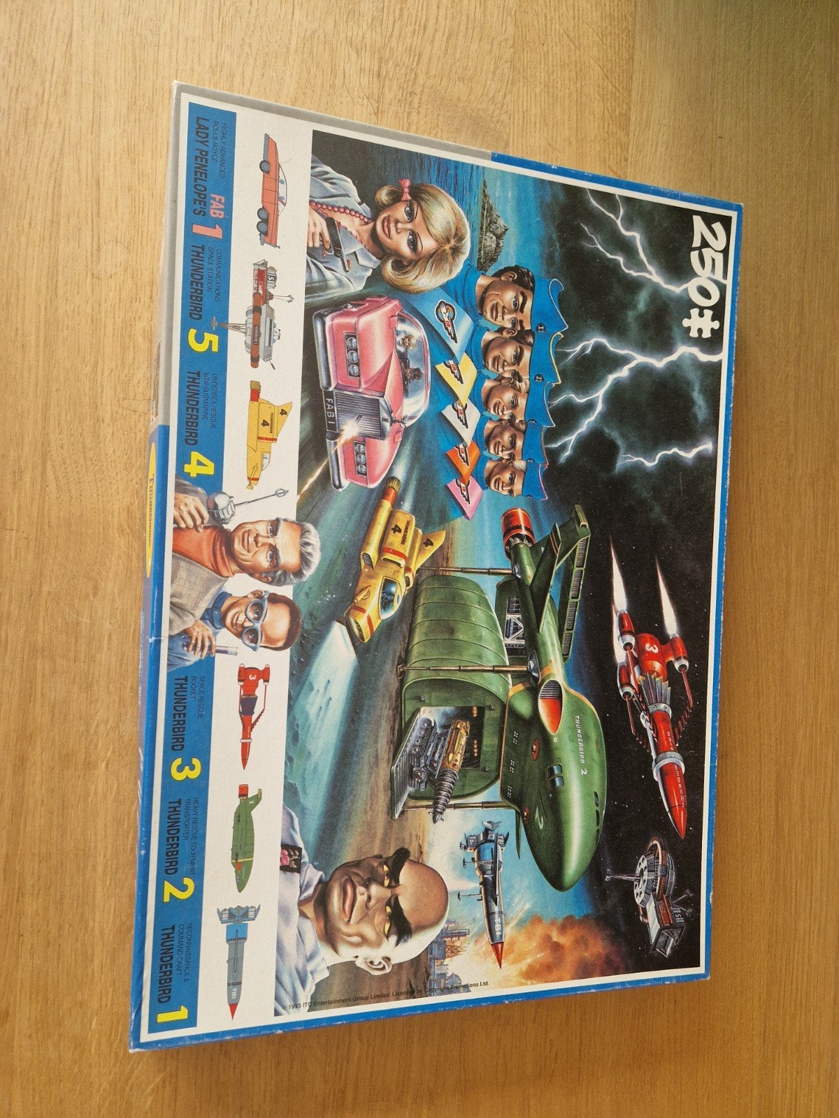Thunderbird puzzel, 250 stukjes, Ophalen of Verzenden, Minder dan 500 stukjes, Zo goed als nieuw, Legpuzzel