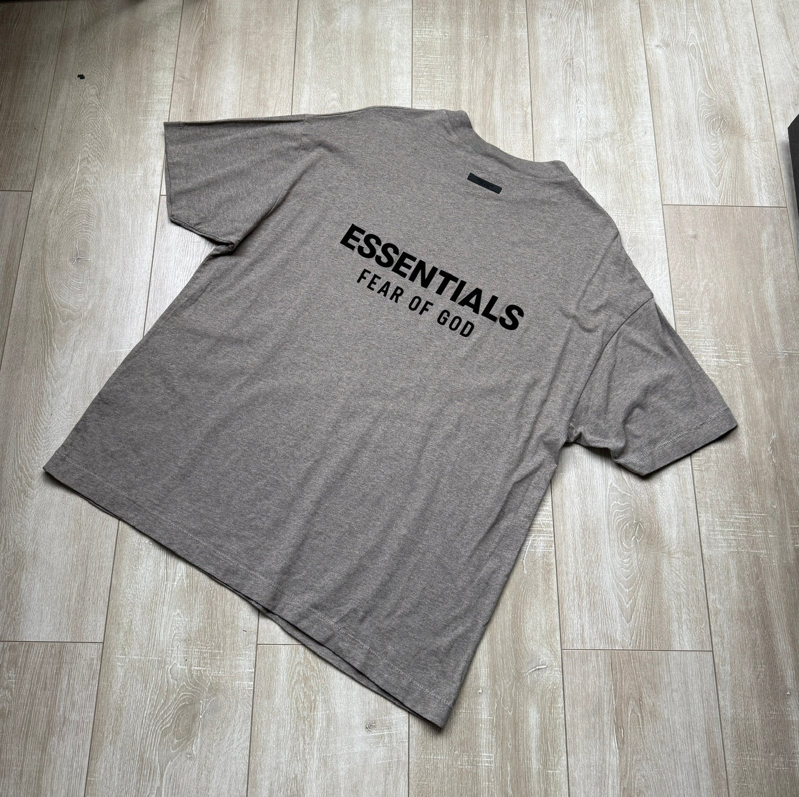 Fear of god essentials t-shirt, grijs, maat XS, Ophalen of Verzenden, Zo goed als nieuw, Maat 46 (S) of kleiner, Grijs
