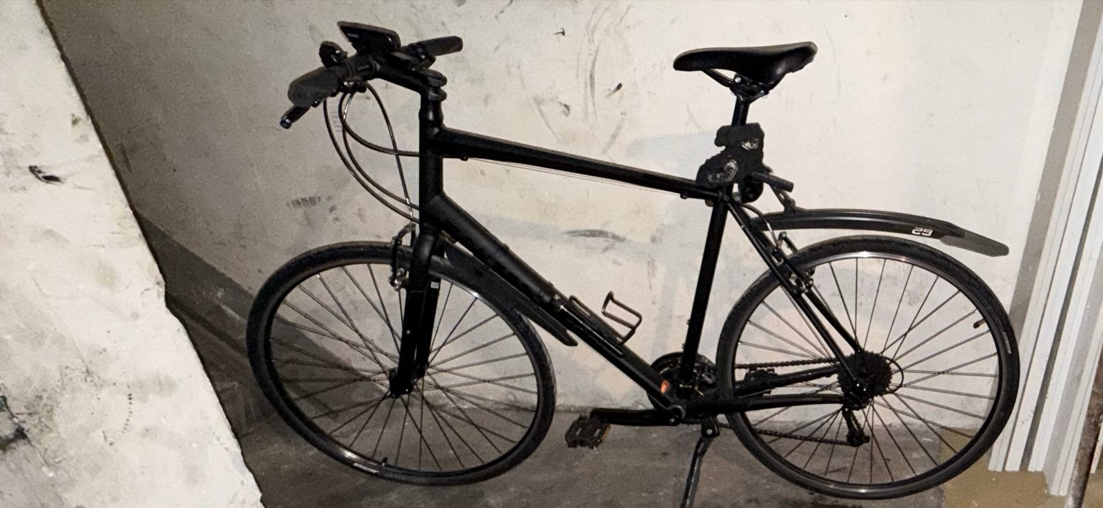Specialized Sirrus Sport fiets met Shimano Acera, 28 inch, Gebruikt, Velgrem, 57 tot 61 cm