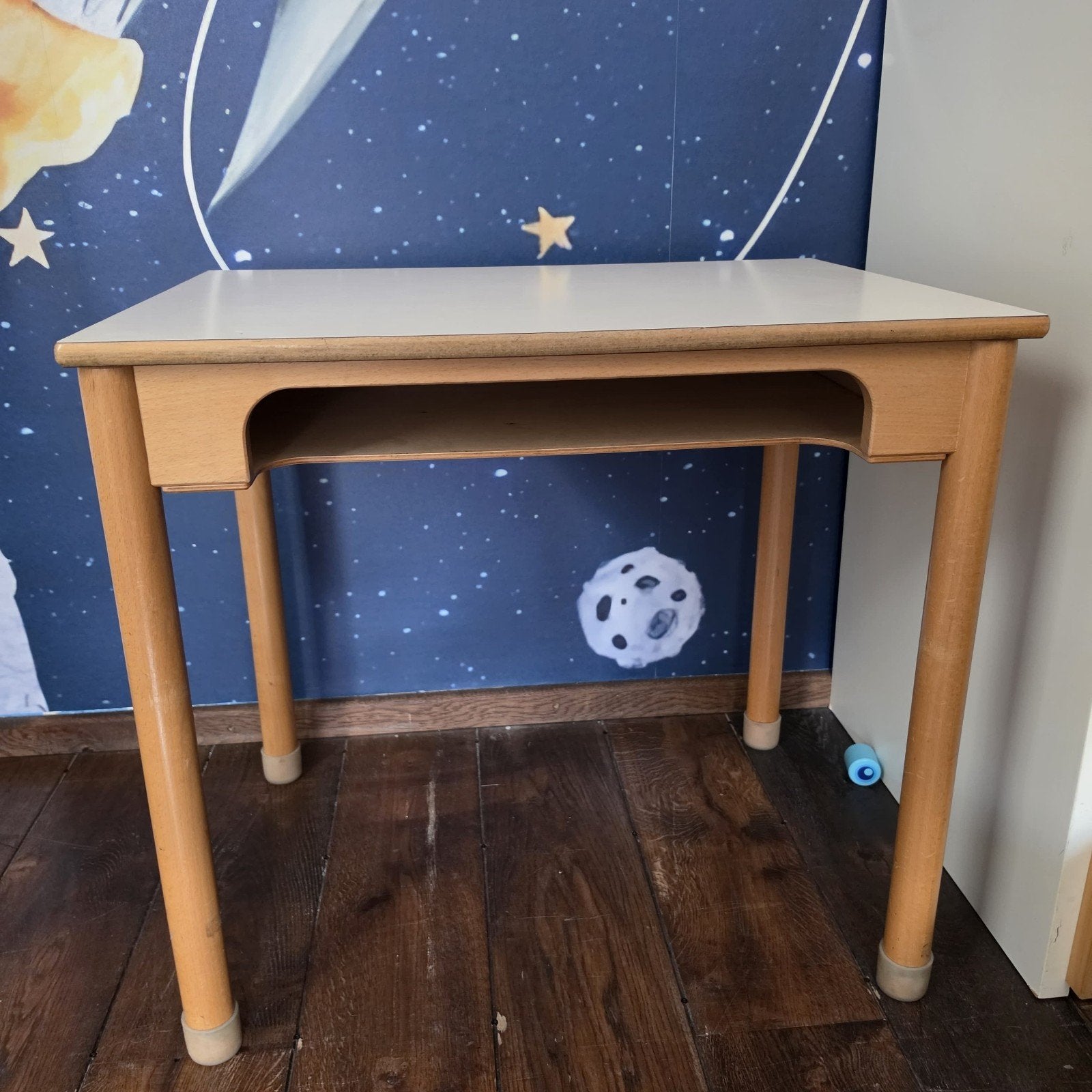 houten school tafeltje schilte, Ophalen, Gebruikt, Tafel(s)