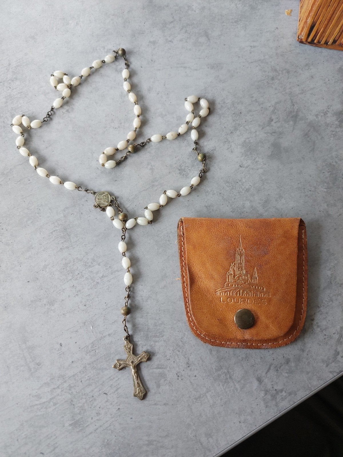 Lourdes ketting met kruis, Ophalen of Verzenden