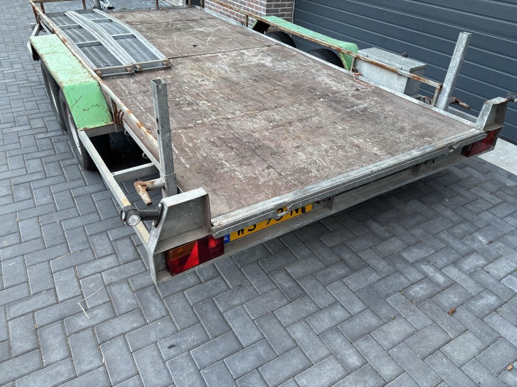 Peters autoambulance oprijwagen aanhanger aanhangwagen, Gebruikt