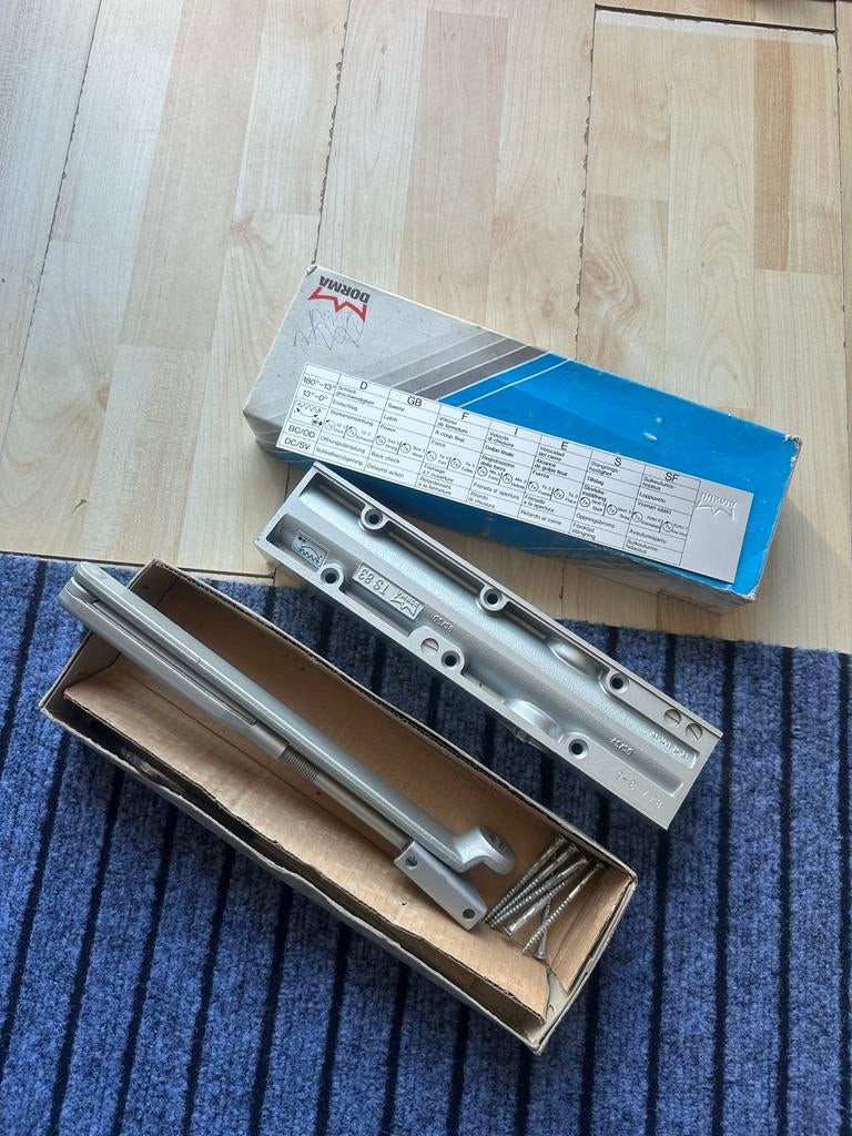 Dorma Deurdranger TS 83 - Nieuw in doos, Ophalen of Verzenden, Zo goed als nieuw