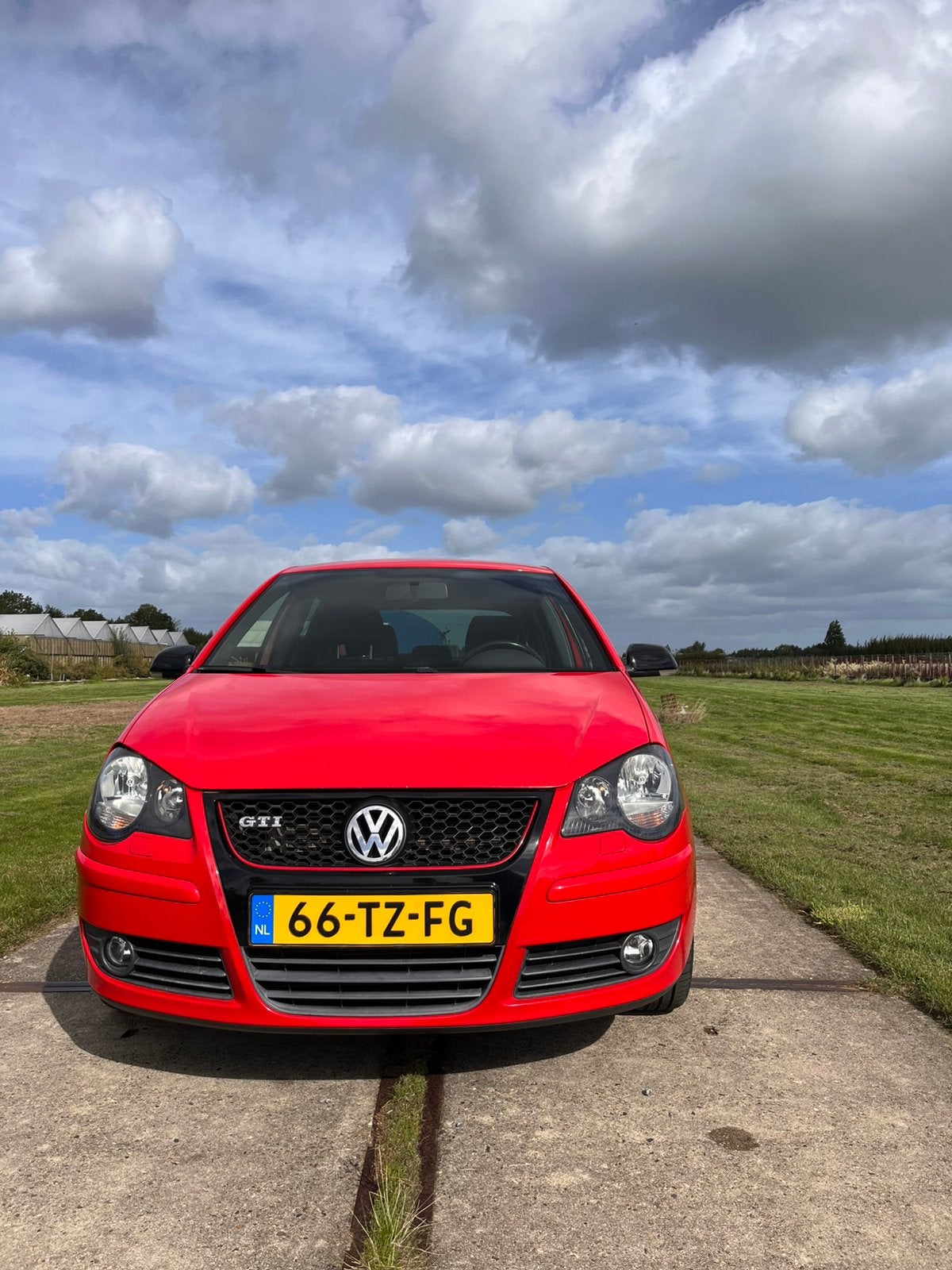 Volkswagen Polo 1.8 Turbo 110KW 2007 Rood, Auto's, 1139 kg, 4 cilinders, 610 kg, Origineel Nederlands