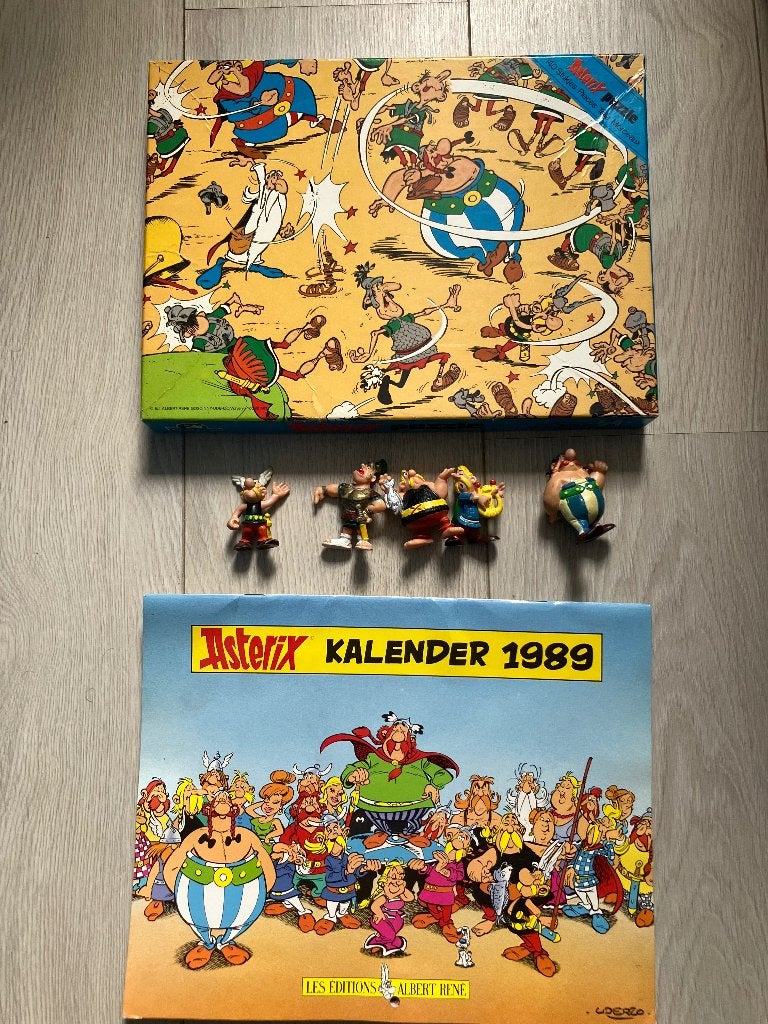 Asterix puzzel, 5 actiefiguurtjes en kalender, Ophalen of Verzenden, Asterix en Obelix, Zo goed als nieuw, Overige typen