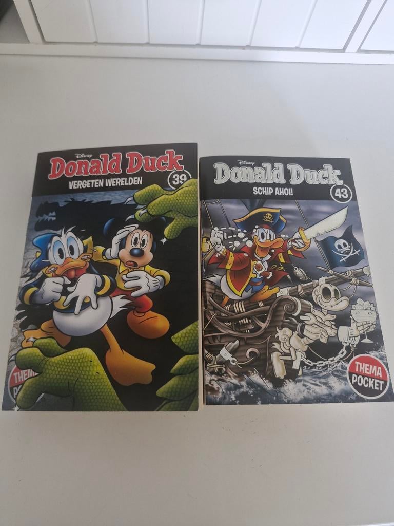 Donald Duck Thema Pocket: Vergeten Werelden & Schip Ahoi!, Meerdere stripboeken, Ophalen of Verzenden, Gelezen, Walt Disney