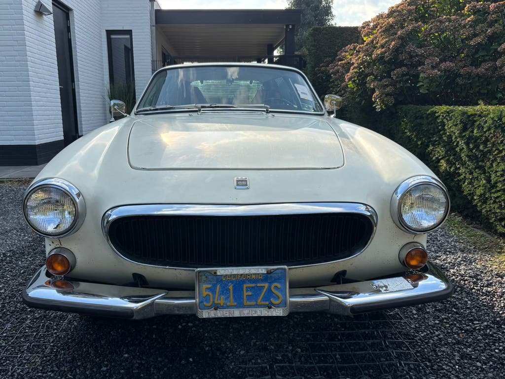 Volvo P1800 ES California White 1972 origineel handbak OD, foto 2