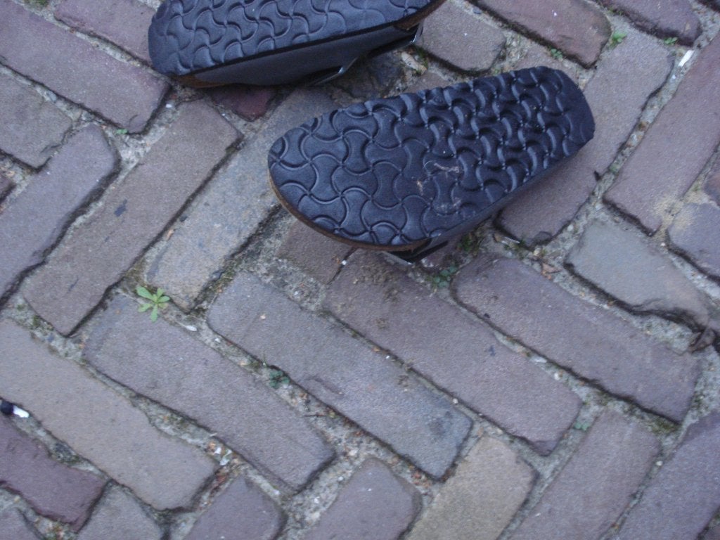 BIRKENSTOCK ARIZONA ZILVER 38 NU GRATIS VERZENDING PER POST, Slippers, Overige kleuren, Verzenden, Zo goed als nieuw