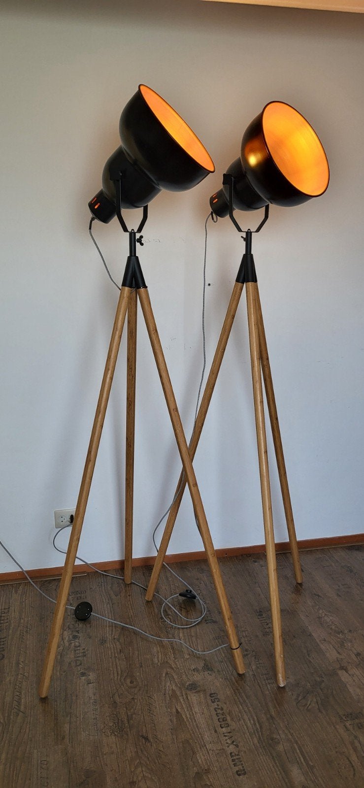 Set van 2 industriële vloerlampen op statief, Ophalen, Industrieel, Modern, Zo goed als nieuw, 150 tot 200 cm