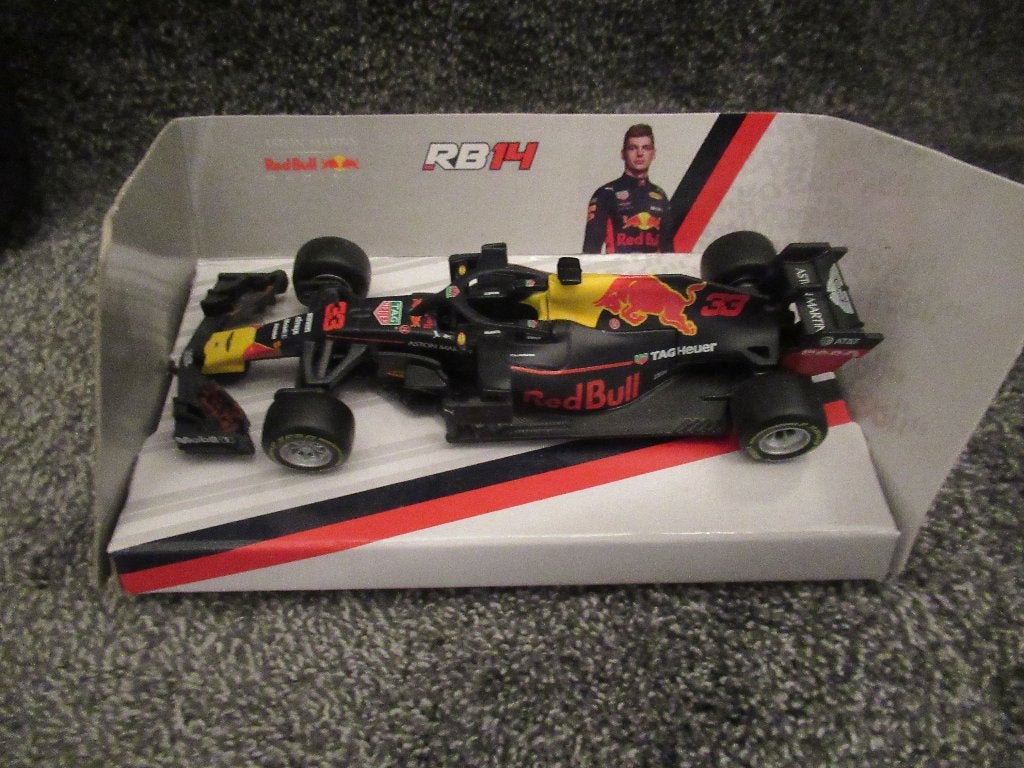 Max VERSTAPPEN Aston Martin Red Bull RACING Tag Heuer RB14, Ophalen of Verzenden, Zo goed als nieuw, Auto, Bburago