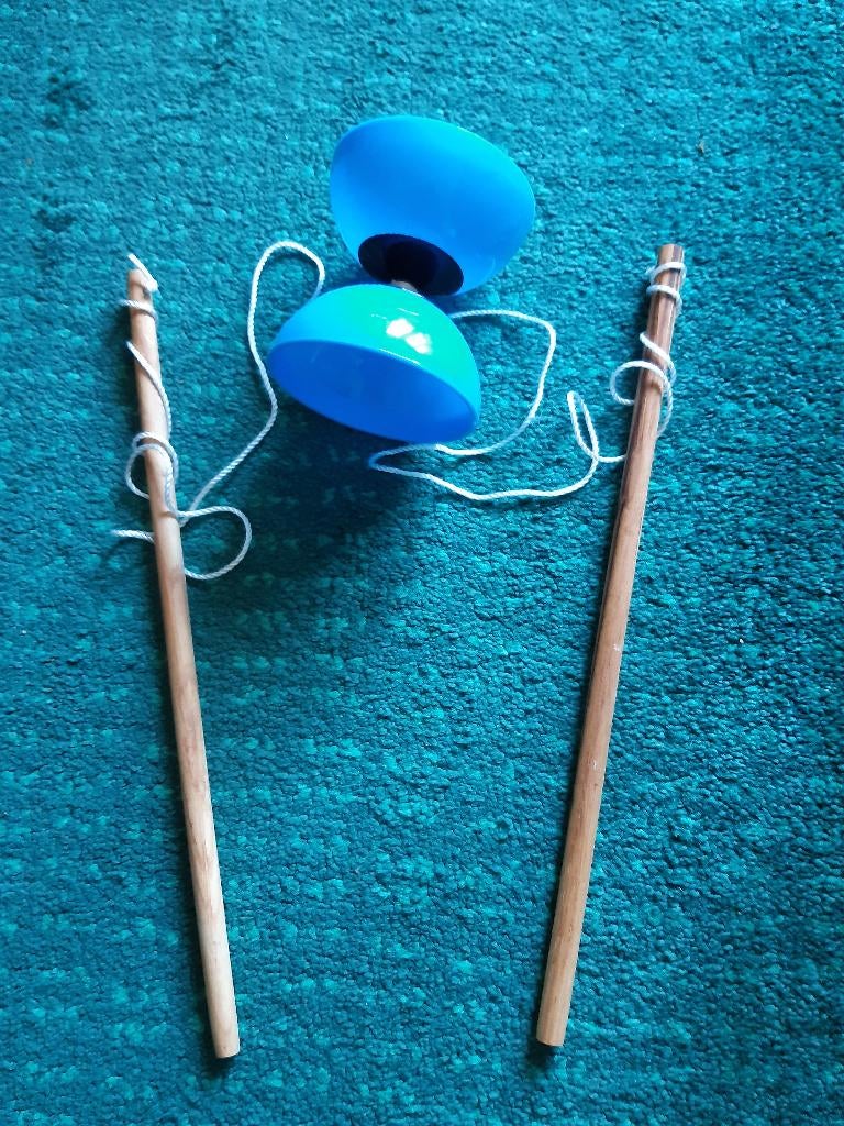buitenspeelgoed diabolo, Kinderen en Baby's, Speelgoed | Buiten | Los speelgoed, Ophalen, Zo goed als nieuw