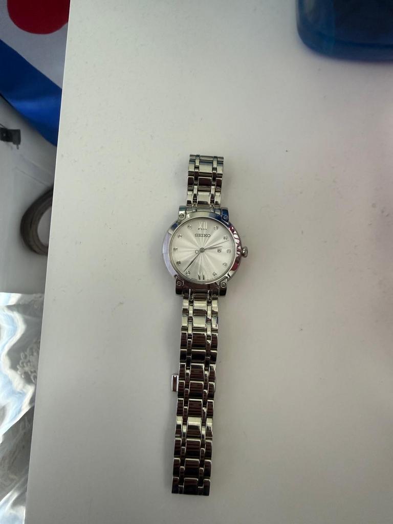 Zo goed als nieuw SEIKO dames horloge, Sieraden, Tassen en Uiterlijk, Horloges | Dames, Seiko, Staal, Polshorloge, Ophalen of Verzenden
