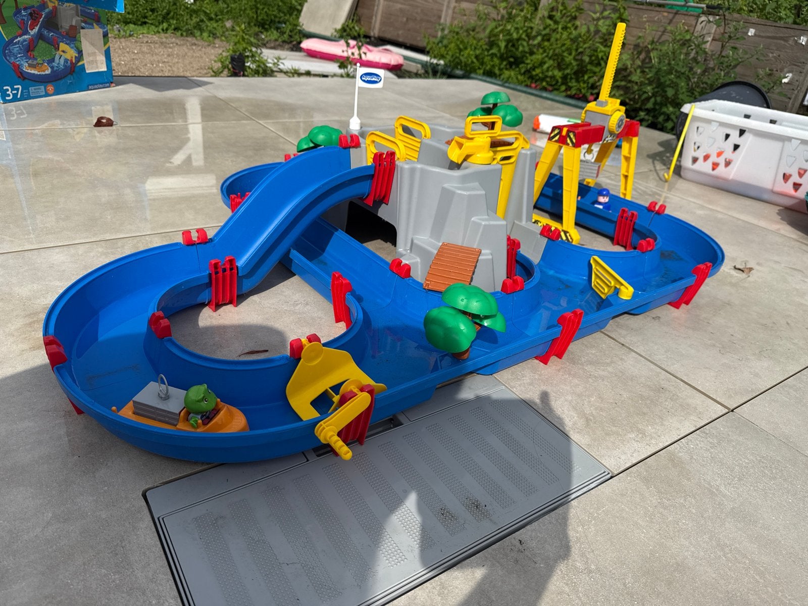 Aquaplay Mountainlake met Container Craneset en Fireboat, Ophalen, Gebruikt