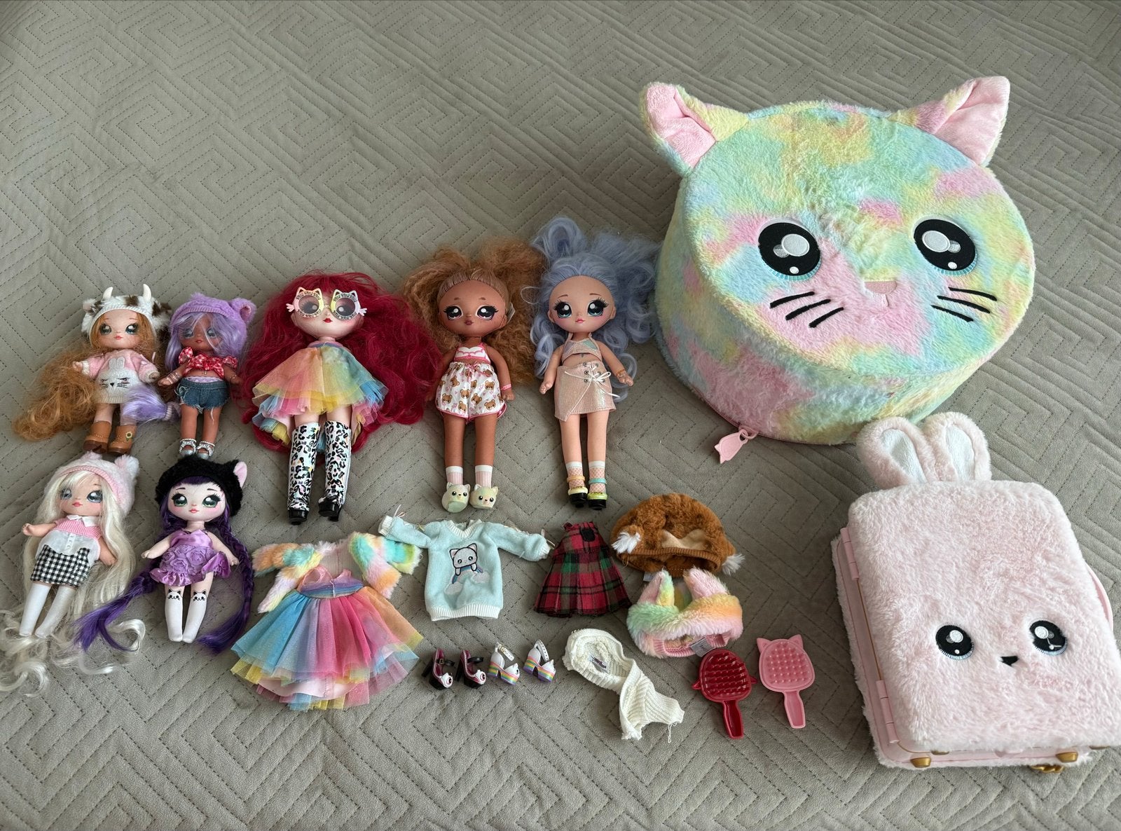 Grote Na! Na! Na! Surprise poppen collectie met accessoires, Kinderen en Baby's, Speelgoed | Poppen, Ophalen, Zo goed als nieuw