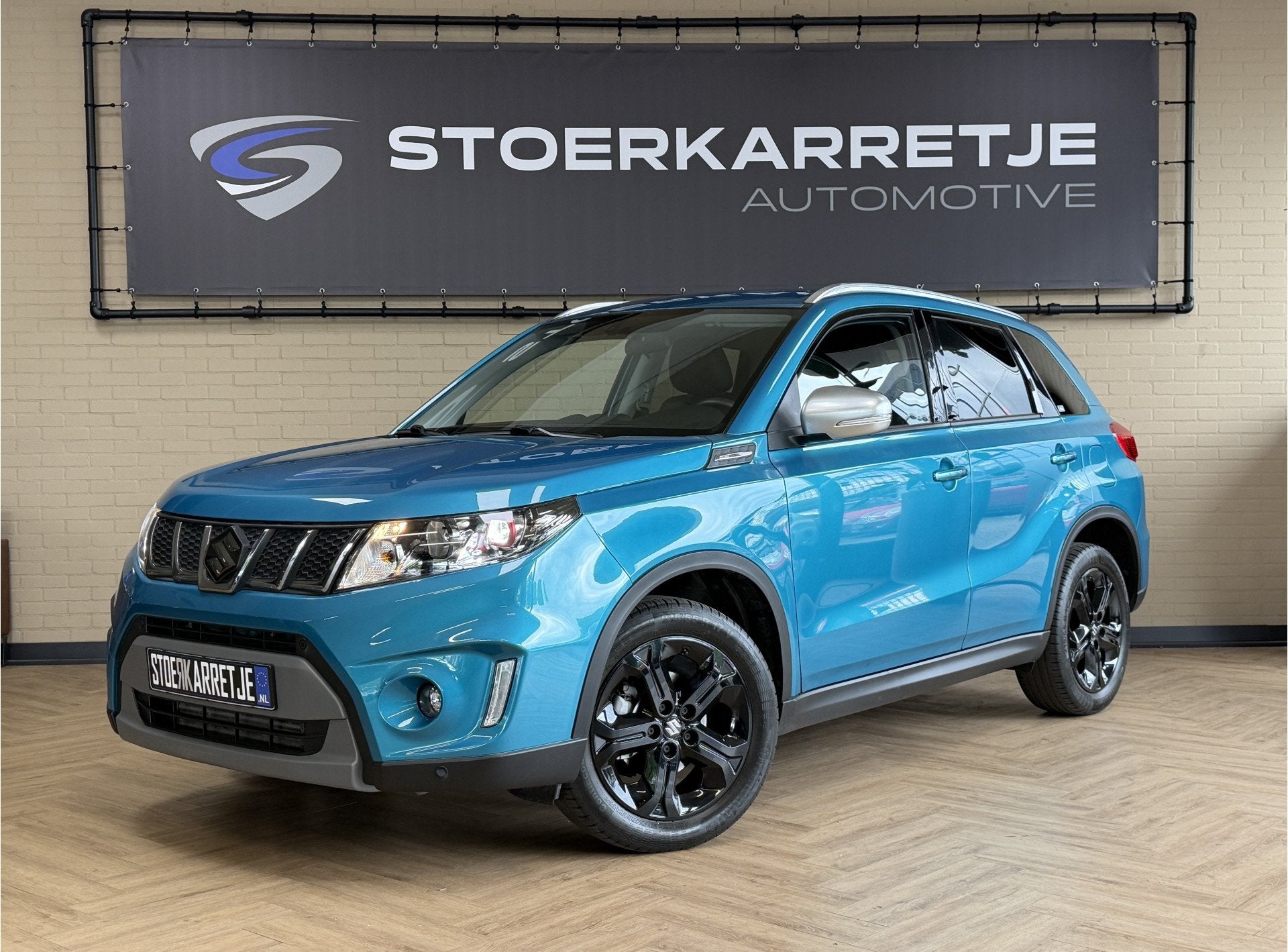Suzuki Vitara 1.4 S Allgrip Navi | 17" | Carplay | Camera |, Automaat, Gebruikt, Zwart, 4 cilinders