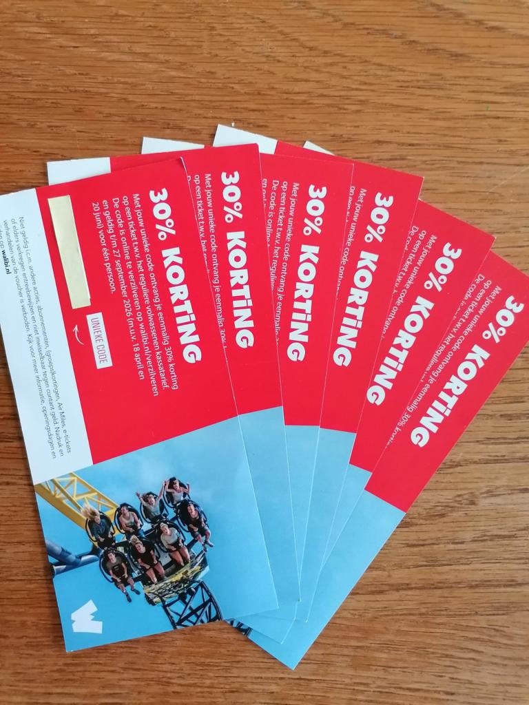 6 Walibi 30% korting vouchers, Drie personen of meer, Kortingskaart