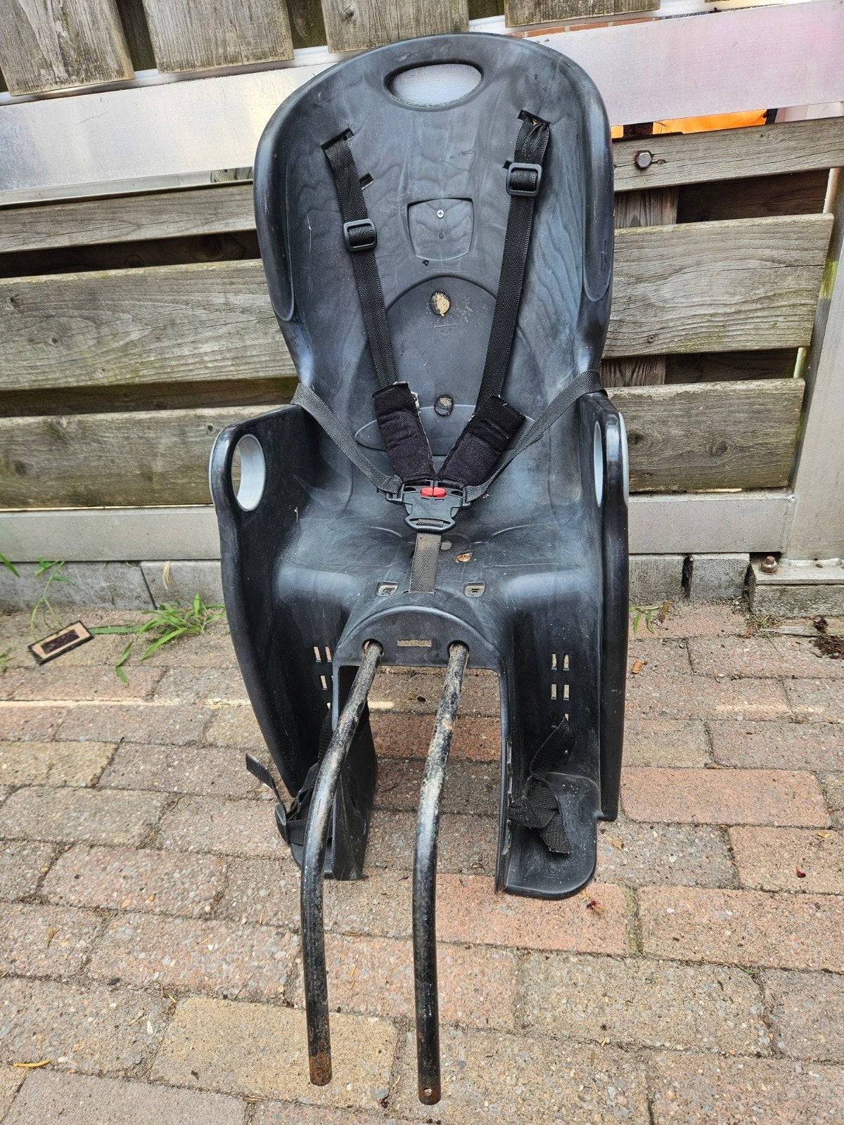 Gratis: fietsstoel achter, Fietsen en Brommers, Achterzitje, Ophalen, 15 t/m 25 kg, Gebruikt