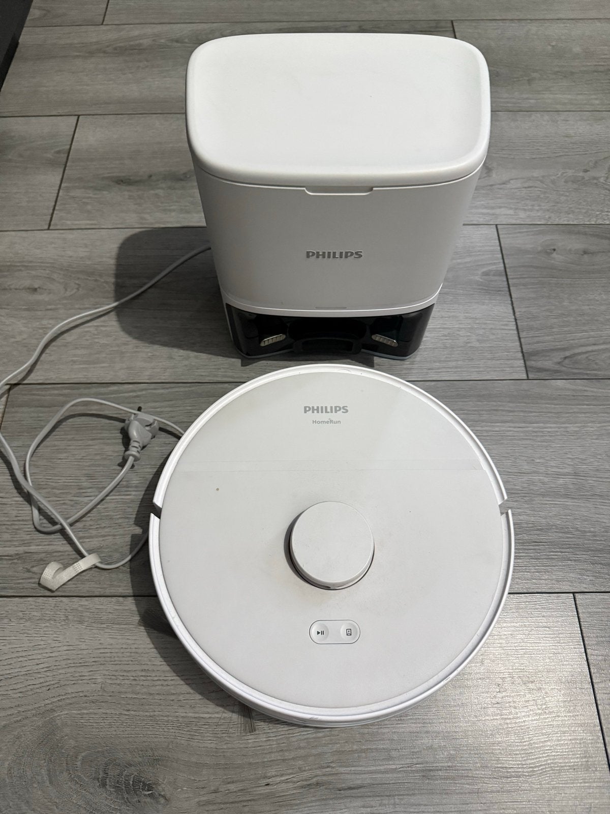 Philips HomeRun Robotstofzuiger met Leegstation, Philips, Automatisch legen, Ophalen of Verzenden, Zo goed als nieuw