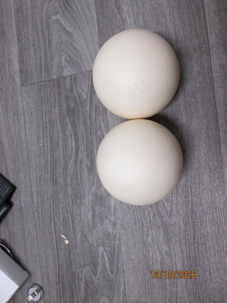 2 bollen met div.erse kleuren, Ophalen of Verzenden, E27 (groot), Led-lamp