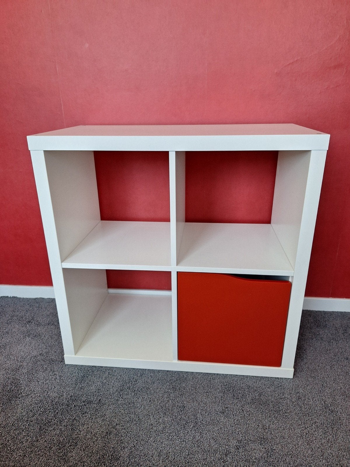 IKEA Kallax kast 2x2 met rode deur, Ophalen, Gebruikt
