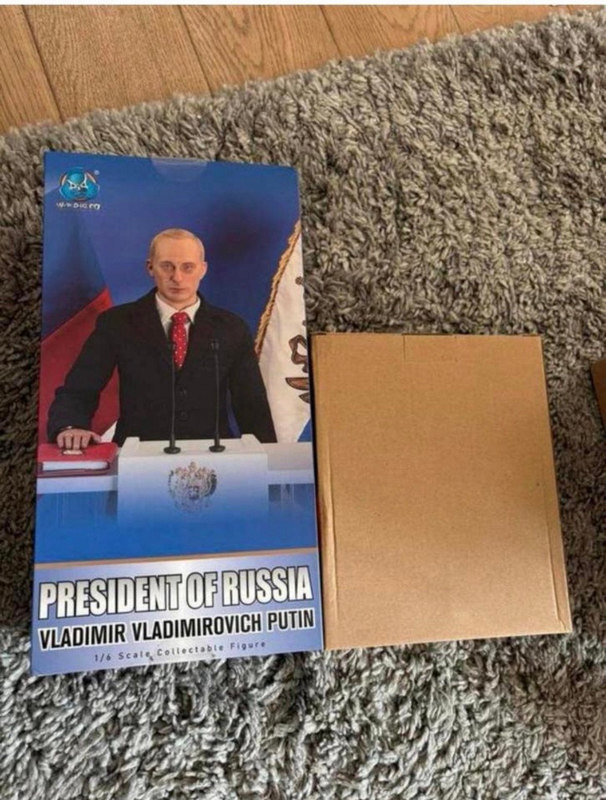 1/6 figuur DID Vladimir Putin met platform! DID R80085L, Verzamelen, Ophalen of Verzenden, Zo goed als nieuw, Actiefiguur of Pop
