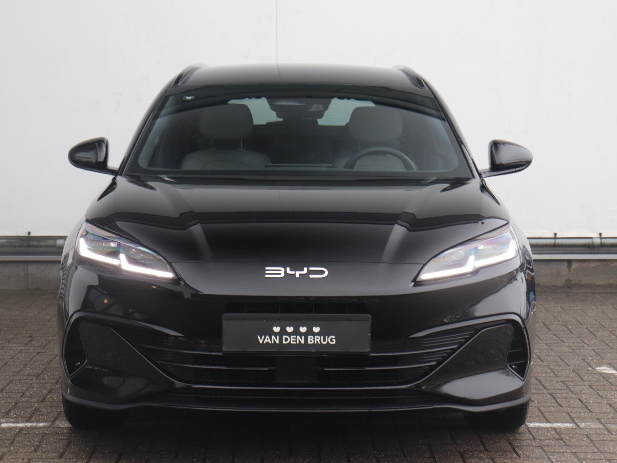 BYD SEAL 6 Touring 1.5 DM-i Boost | Demovoordeel! | Black st, Auto's, 4 cilinders, Zwart, Seal, Hybride Elektrisch/Benzine
