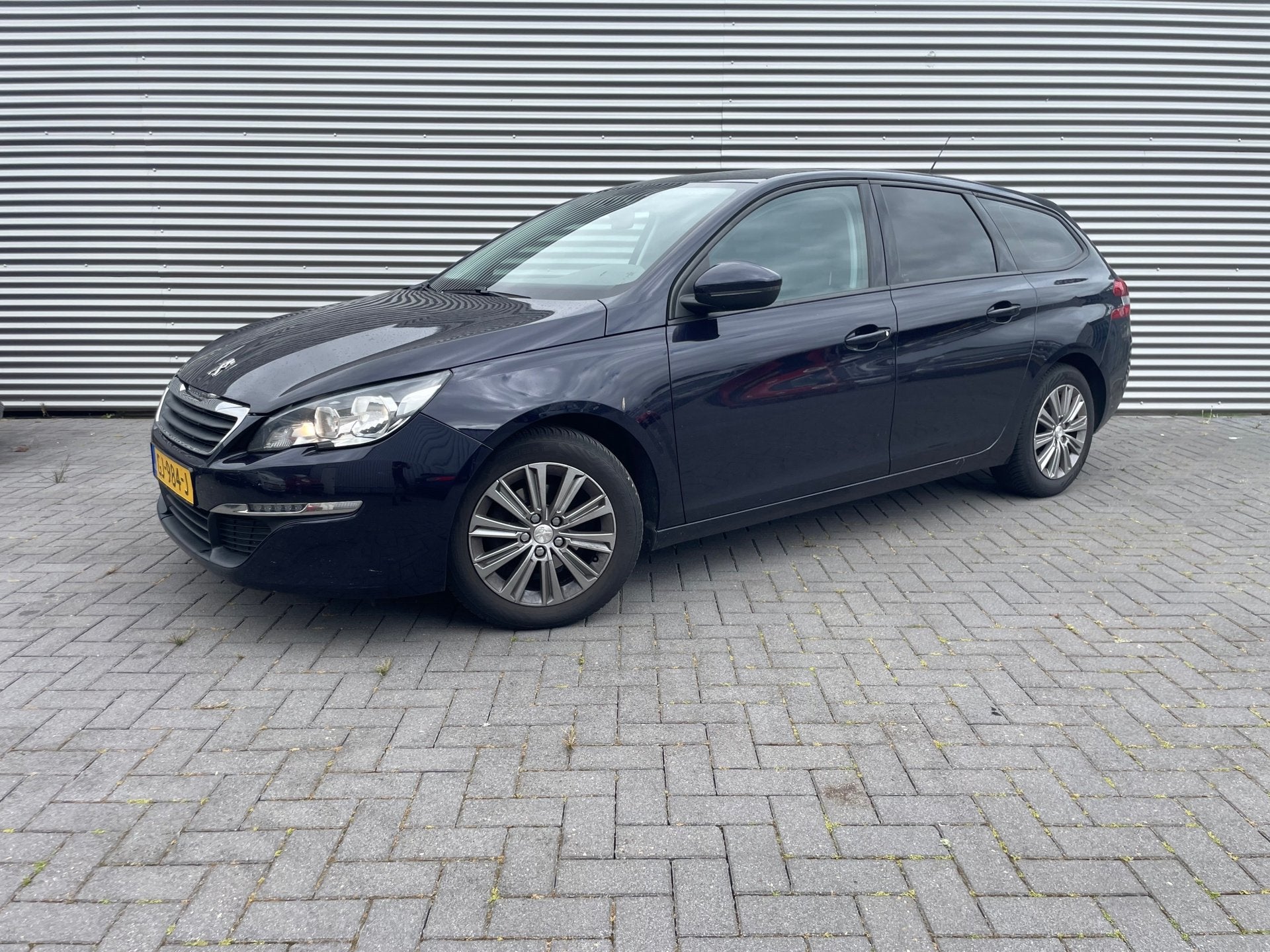 Peugeot 308 SW 1.6 BlueHDI Blue Lease bouwjaar 2015, Voorwielaandrijving, Stof, Gebruikt, 4 cilinders