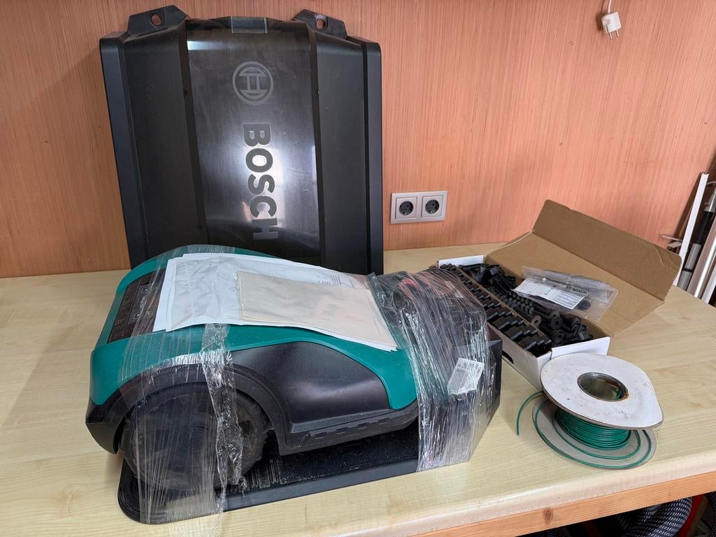Bosch Indego 350 4G compleet, Tuin en Terras, Robotmaaiers, Ophalen, Gebruikt, 20 tot 25 cm, Bestuurbaar via app
