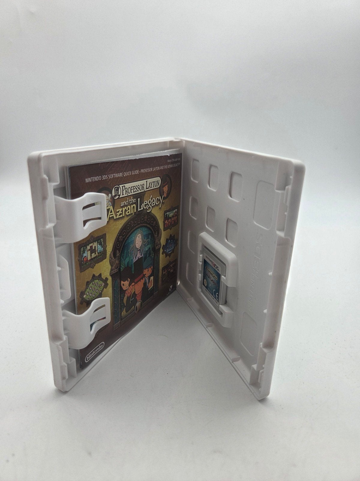 Professor Layton and the Azran Legacy - Nintendo 3DS, Spelcomputers en Games, Games | Nintendo 2DS en 3DS, Nintendo, Puzzel en Educatief