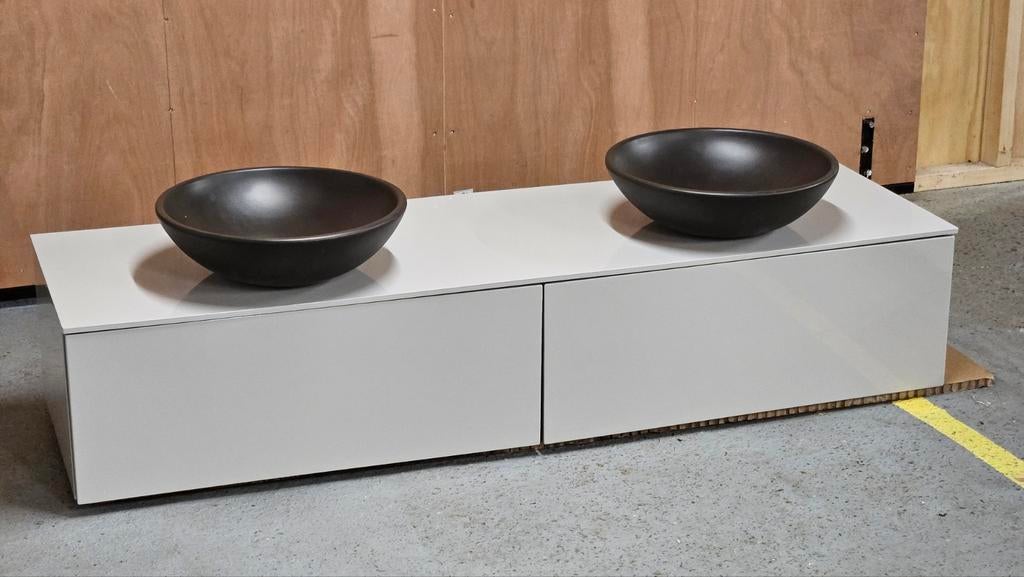 Burgbad badmeubel 160 cm breed zandbeige met twee kommen, Huis en Inrichting, Badkamer | Badkamermeubels, Ophalen, 150 tot 200 cm