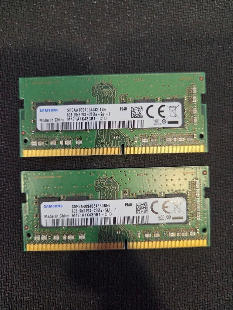 2x 8 GB DDR4 Sodimm 2666v (16gb), Computers en Software, Gebruikt, Verzenden, DDR4, 8 GB