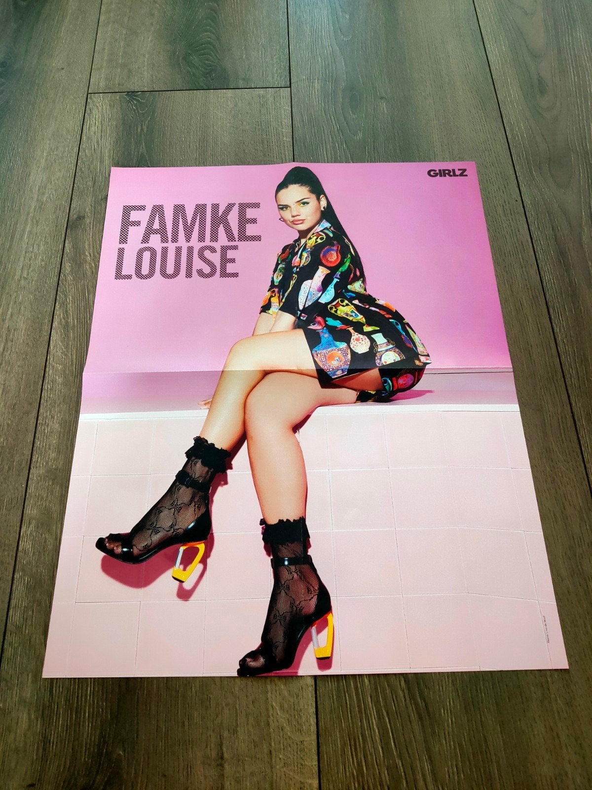 Girlz - Famke Louise Poster, Ophalen of Verzenden, Nieuw, A1 t/m A3