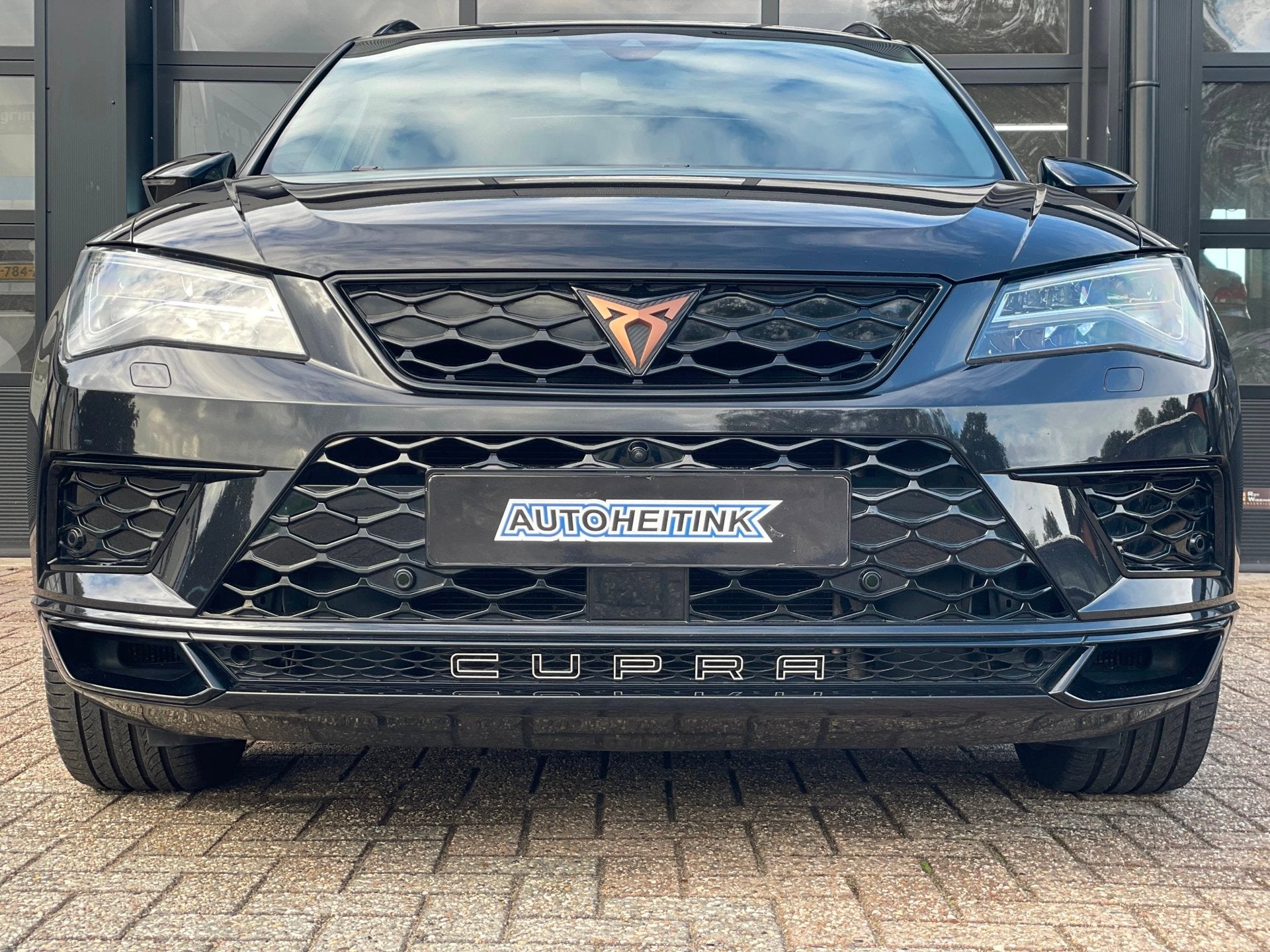 CUPRA Ateca 2.0 TSI 4DRIVE *PANO*360Camera*, Auto's, Automaat, Gebruikt, Zwart, 4 cilinders