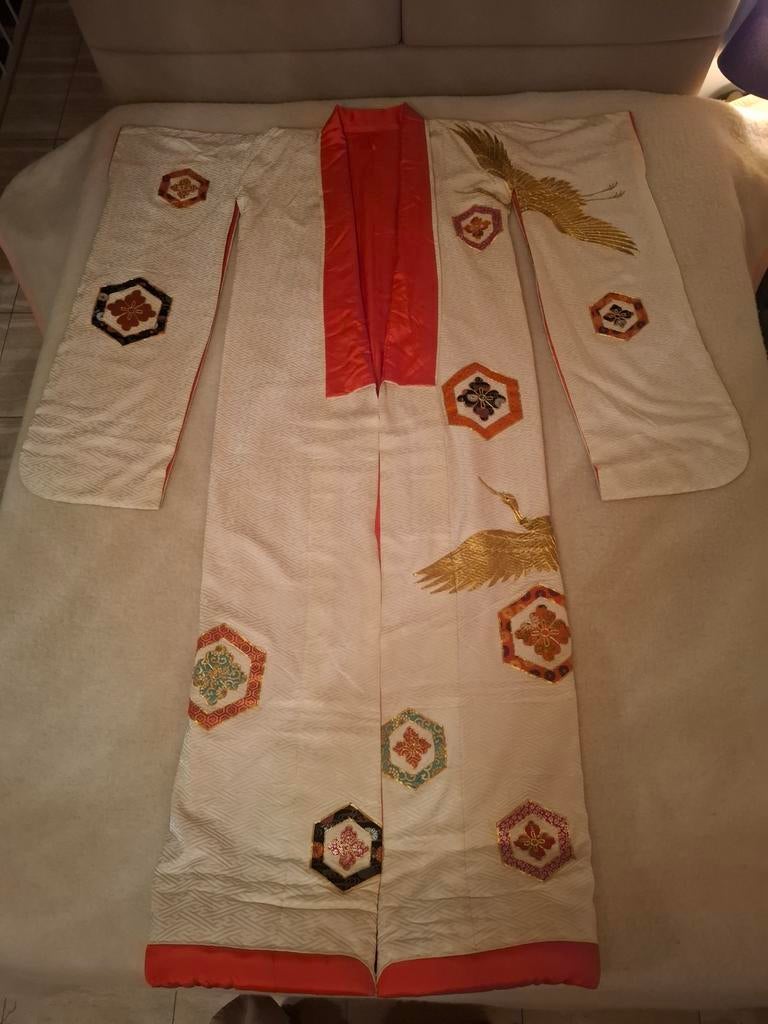 Vintage Kimono - Wit met Kraanvogels, Kleding | Dames, Jurken, Zo goed als nieuw, Maat 38/40 (M), Wit, Onder de knie, Ophalen of Verzenden