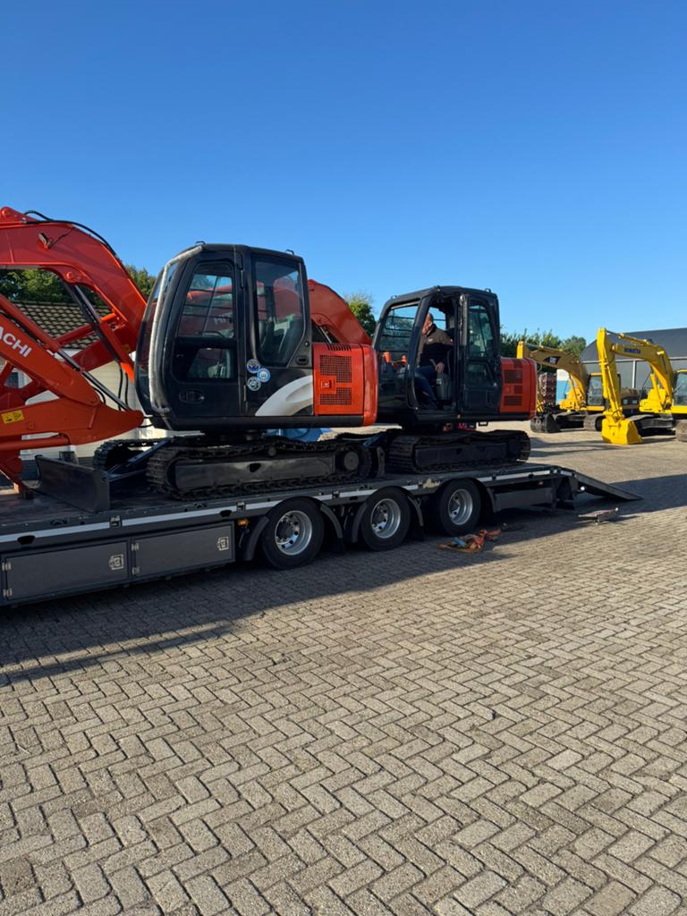3 keer hitachi zx 60, Zakelijke goederen, Ophalen of Verzenden, Graafmachine