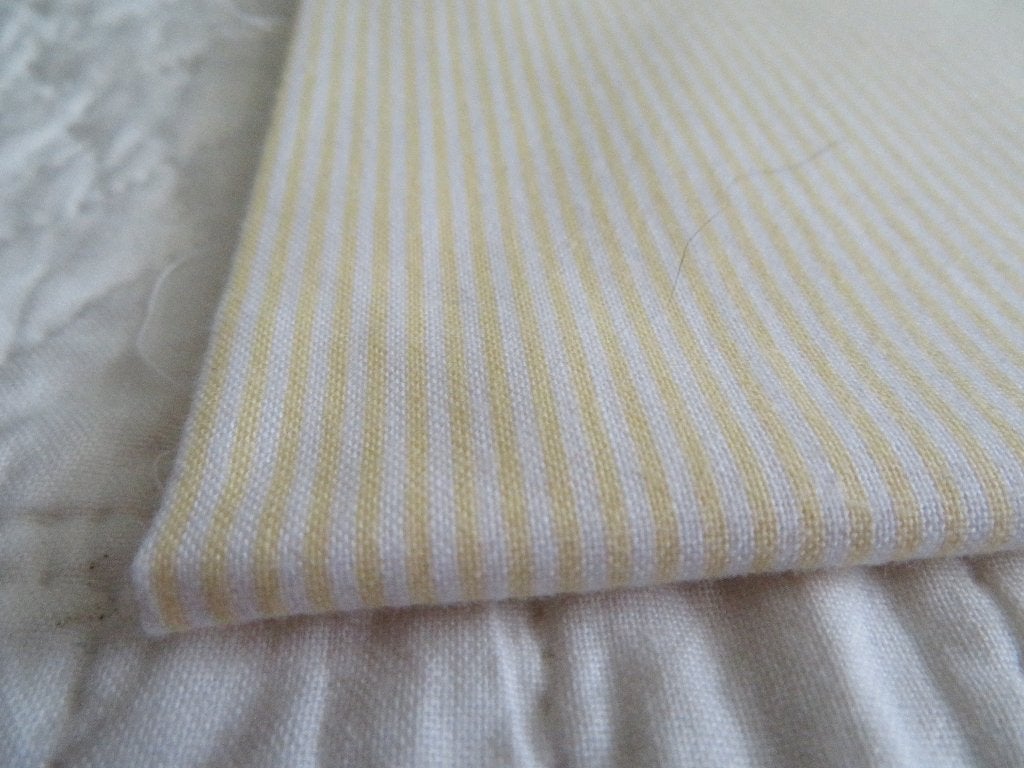 Lief zachtgeel quiltstofje, Hobby en Vrije tijd, Geel, Ophalen of Verzenden, Zo goed als nieuw, 30 tot 120 cm