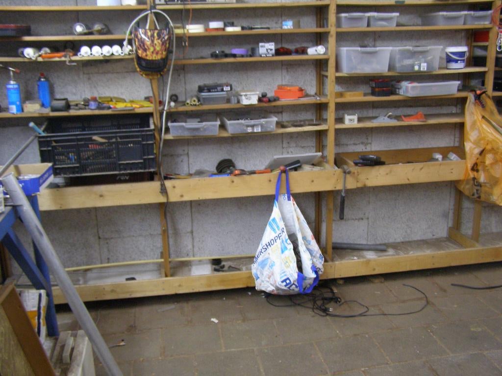 bruinzeel stelling kast, Ophalen, Gebruikt
