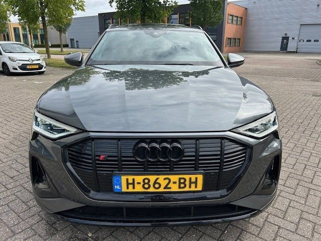 Audi e-tron e-tron 50 q L Ed Bl S-LINE PANO CARPLAY NAP!, Automaat, 0 cilinders, Automatische klimaatregeling, Leder en Stof
