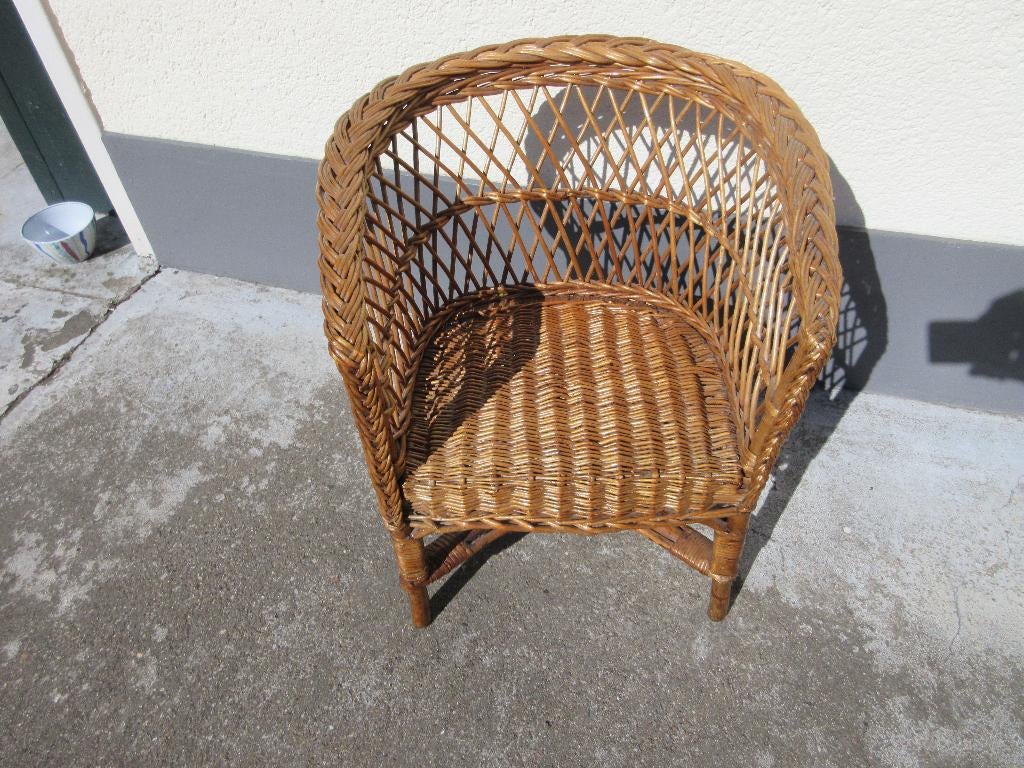 Vintage rotan kinderstoeltje, Kinderen en Baby's, Kinderkamer | Tafels en Stoelen, Ophalen of Verzenden, Gebruikt, Stoel(en)