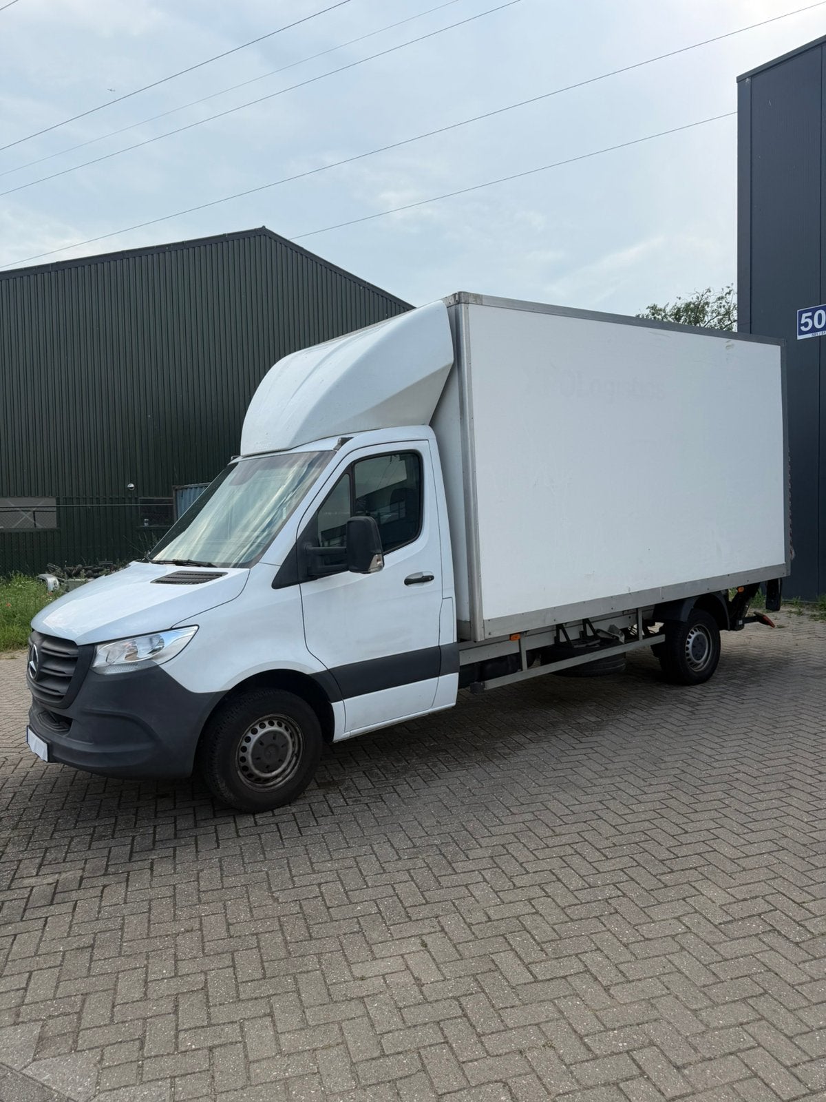 Bakwagen huren -- Mercedes Sprinter --Rijbewijs B --Utrecht, Diensten en Vakmensen, Verhuur | Auto en Motor, Met chauffeur, Verhuiswagen of Bestelauto
