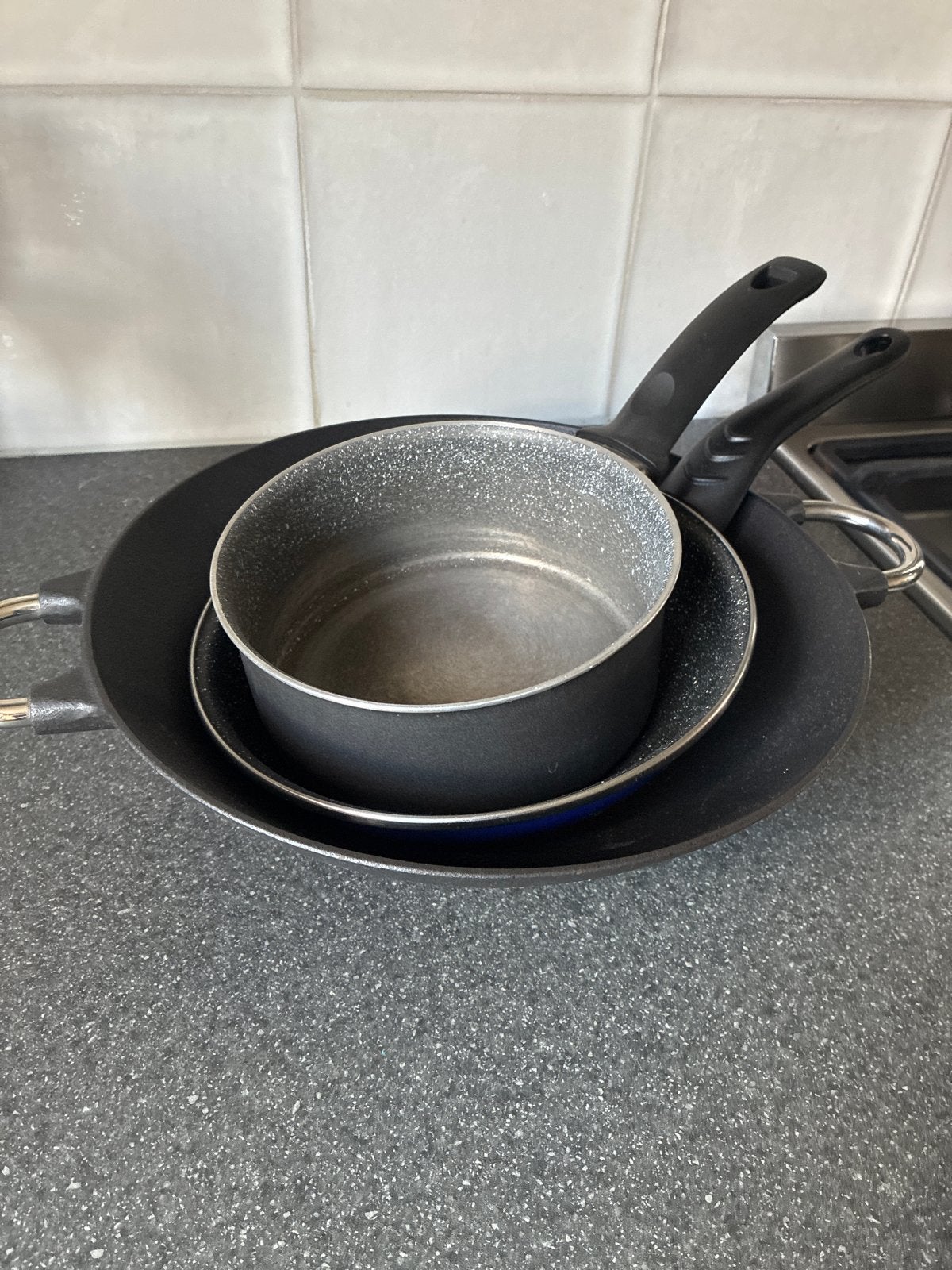 Pannenset: Bodum wokpan, Ballarini kookpan, AH steelpan, Ophalen, Overige materialen, Gebruikt, Antiaanbaklaag
