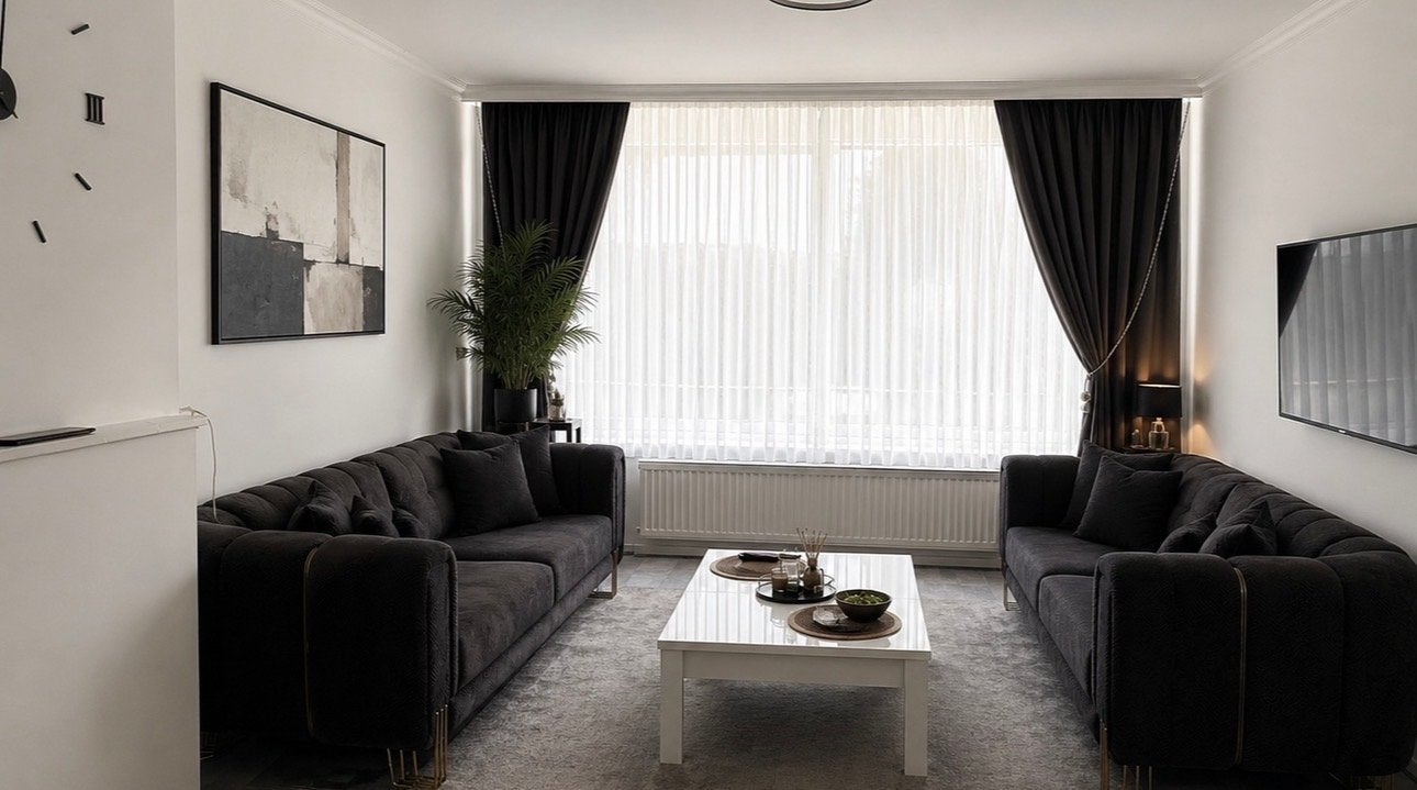 Donkergrijze bank met gouden accenten, Ophalen, Gebruikt, Driepersoons, 75 tot 100 cm
